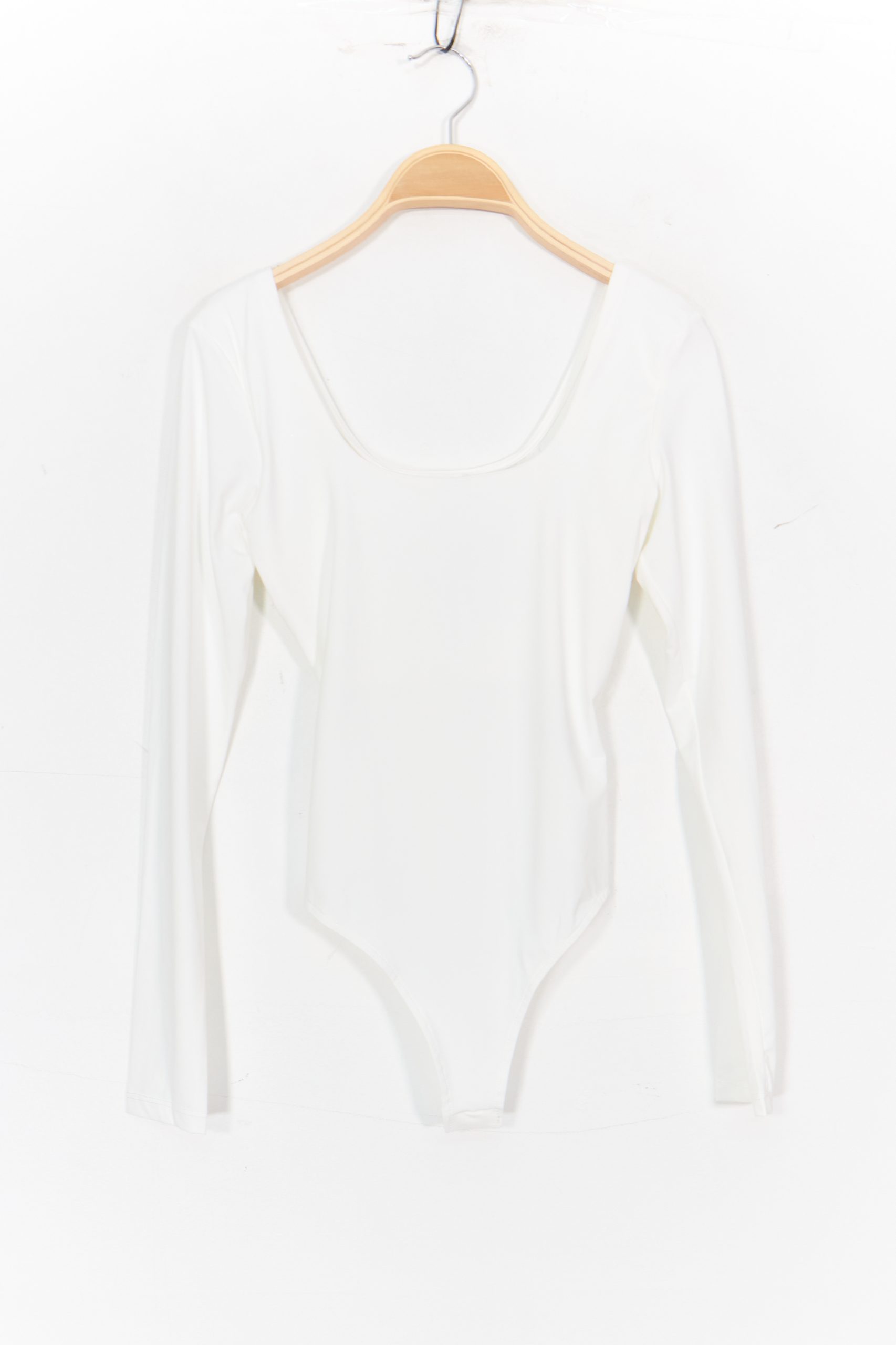 VAN1879-WHITE