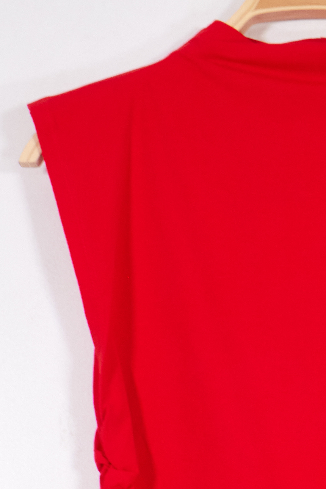 VD1542-RED_5