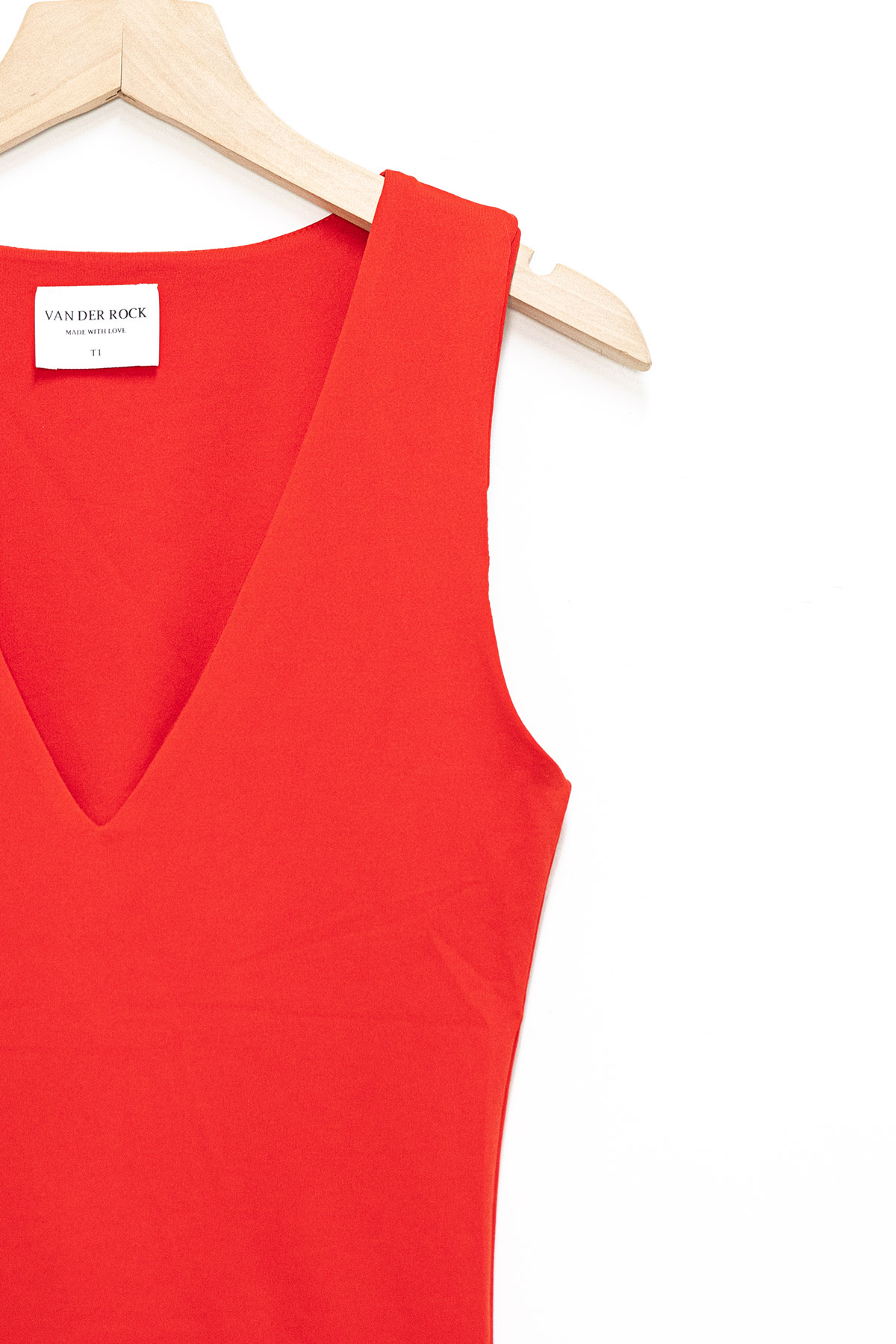 VD1805-RED_5
